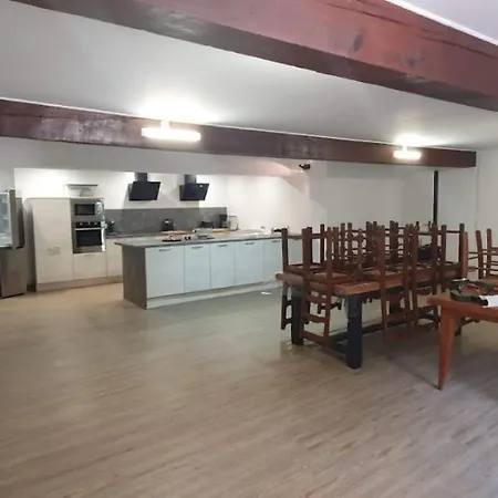 Hotel De 420 Metres Carres Dans Chateau L'ange Au Violon Jusqu'a 13 Couchages