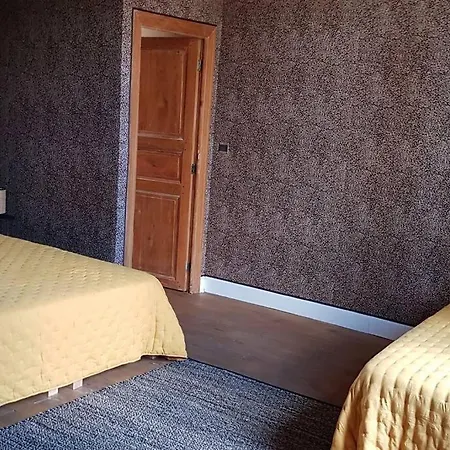 Hotel De 420 Metres Carres Dans Chateau L'ange Au Violon Jusqu'a 13 Couchages *