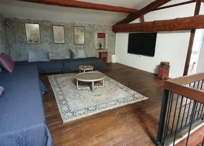 De 420 Metres Carres Dans Chateau L'ange Au Violon Jusqu'a 13 Couchages * Conques-sur-Orbiel